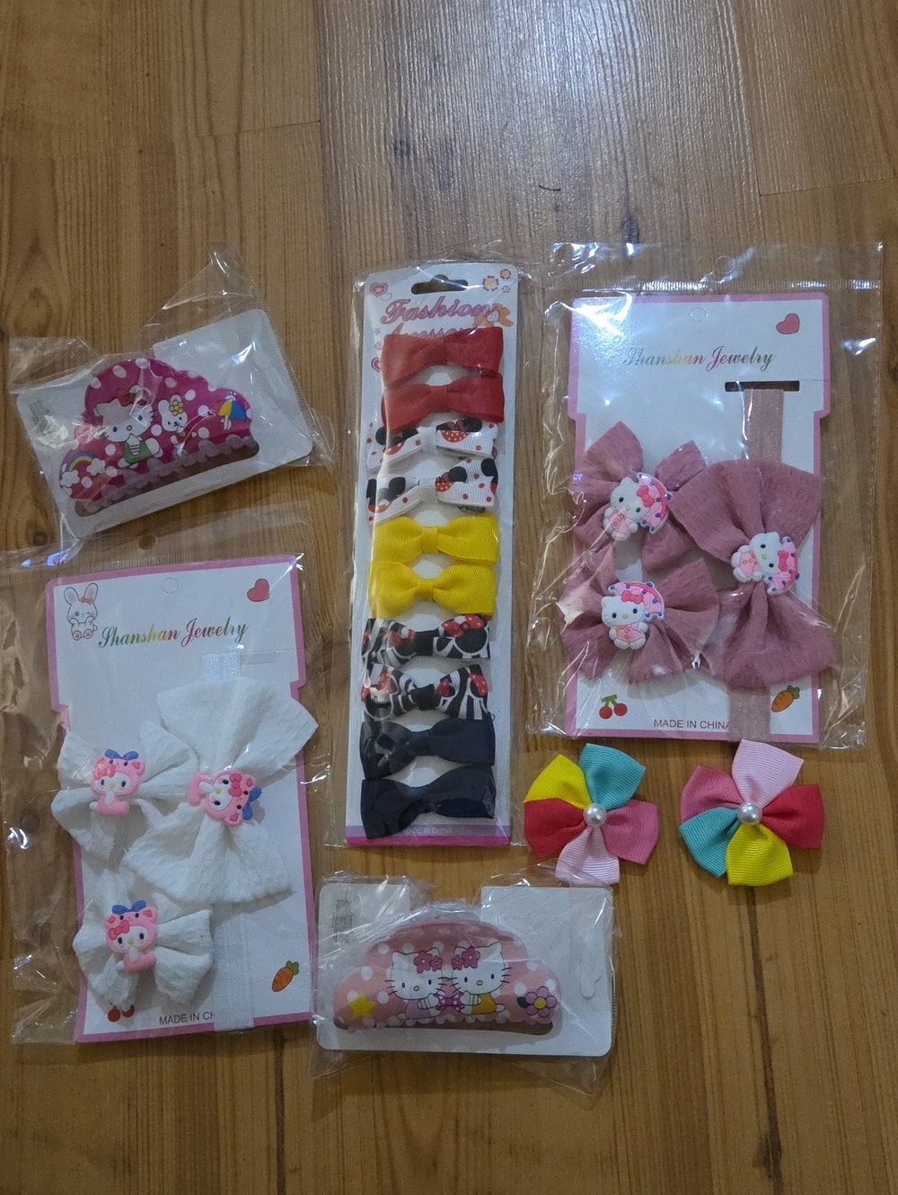 Kids Multi-Color Hair Bow and Clip Set - Unbranded